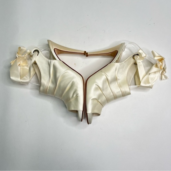 NEW Bridal by Butter Cream Satin Peep-Toe Lace-up Classy Wedding Bridal Pumps - Picture 6 of 14